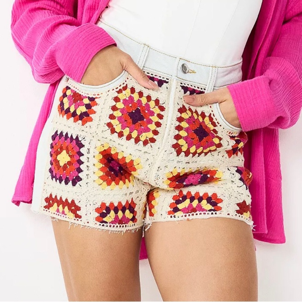 NEW SO Denim Crochet Shorts. Size 1 / 25W